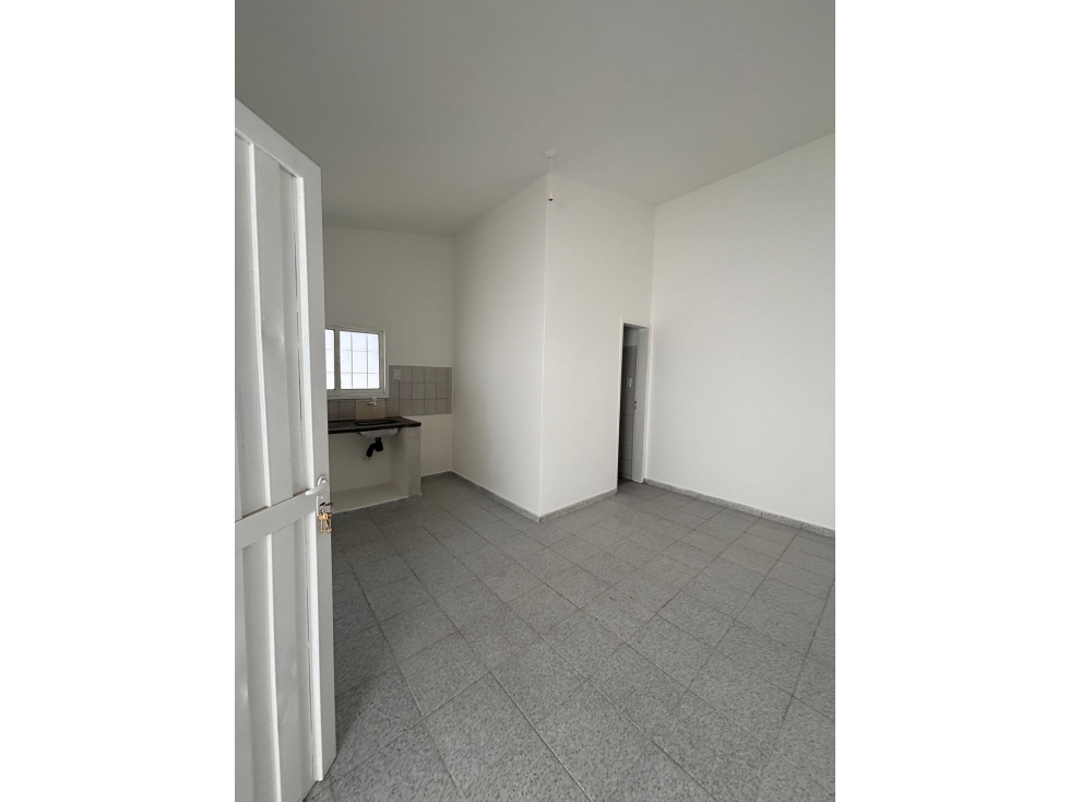 ALQUILO DEPTO 1 DORM con patio B° URQUIZA - 5