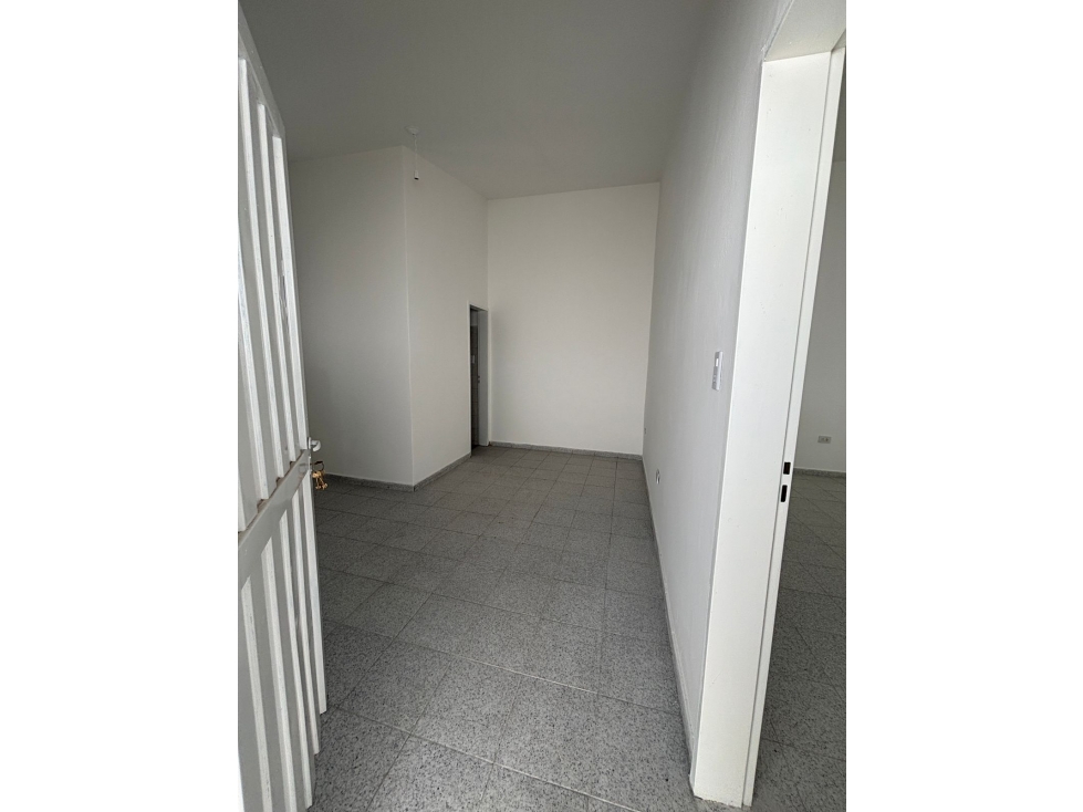 ALQUILO DEPTO 1 DORM con patio B° URQUIZA - 6