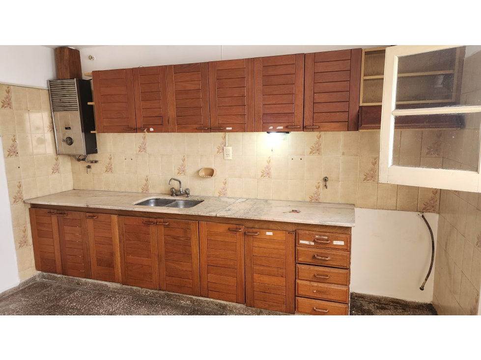 Vendo Casa 2 dor Bº Colon Apta a Credito Bancario Hipotecario — foto 5