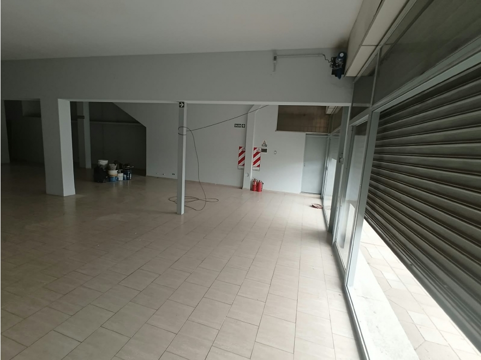 Local Comercial en Alquiler 220m² Av. Sabattini Bº Maipú - 3