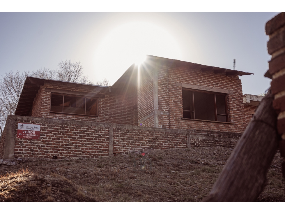 VENDO CASA A TERMINAR - MOLINARI - COSQUIN - 1