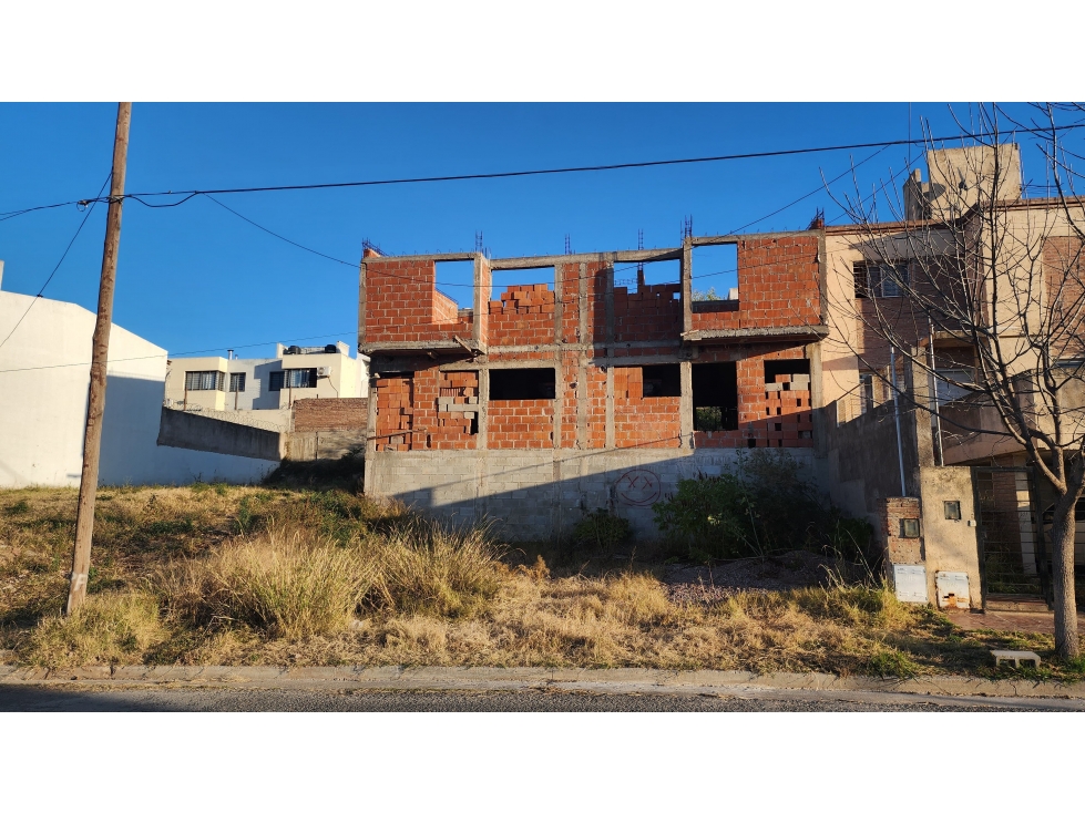 Venta 2 duplex 3 dor zona Alto Alberdi a Terminar — foto 2