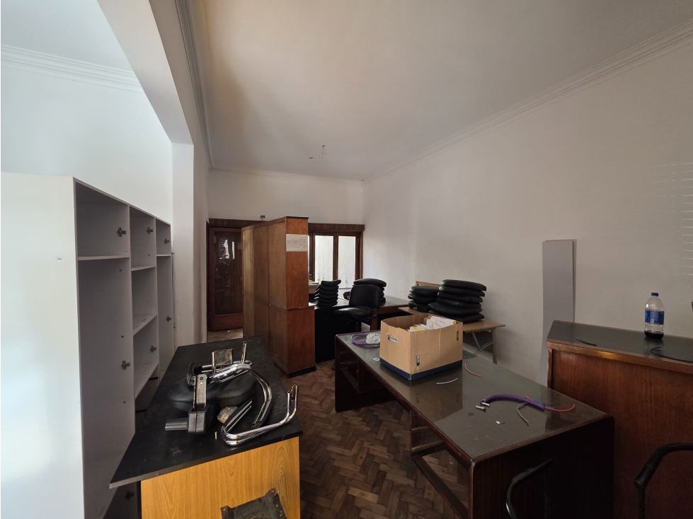 VENDO CASA 4 DOR CON PILETA JACUZZI Bº QUINTAS SANTA ANA — foto 4