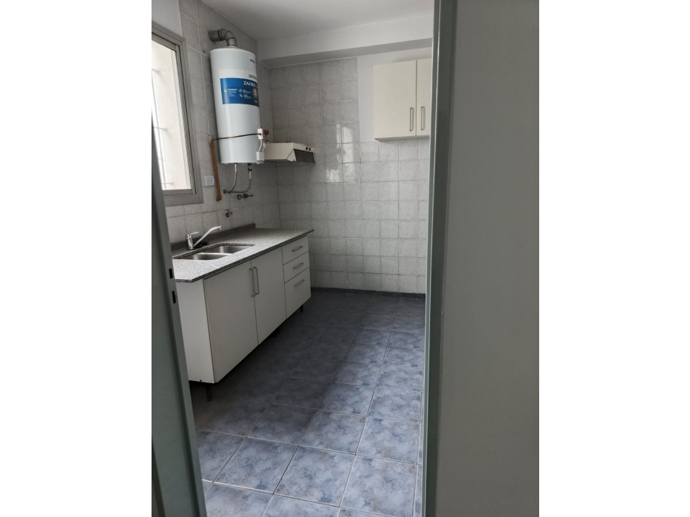 Alquiler Depto 2 Dor con Terraza y Cochera Opcional Av Sabattini — foto 3