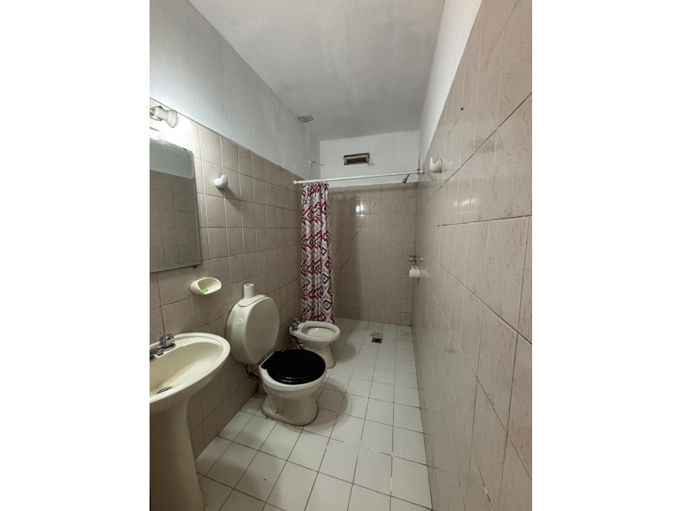 ALQUILO CASA 3 DORMITORIOS 2 BAÑOS B JORGE NEWBERY — foto 6