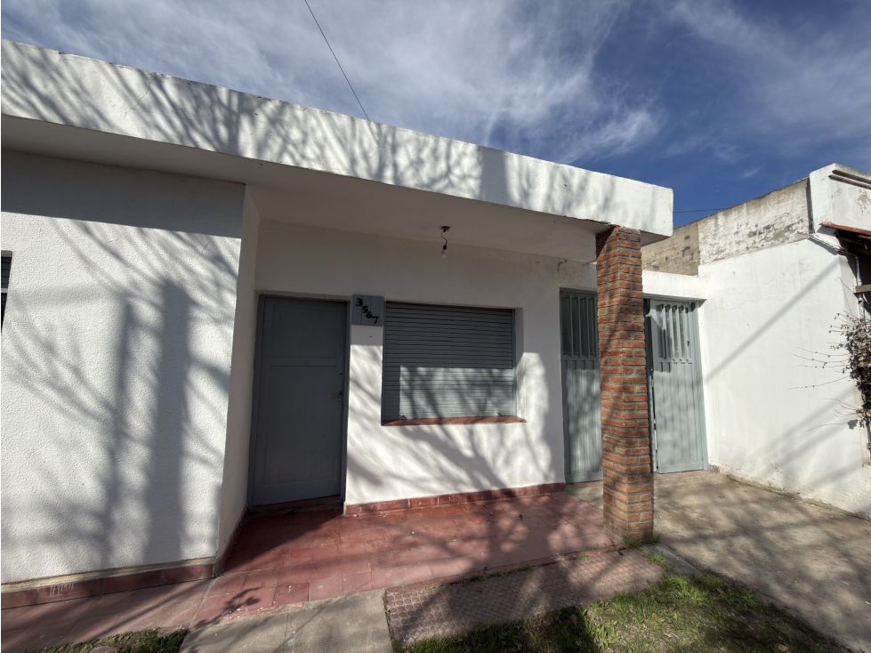 ALQUILER - CASA 2 DORMITORIOS - ALTOS DE VELEZ SARSFIELD