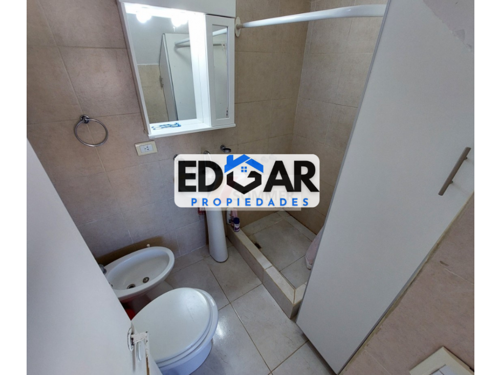 OPORTUNIDAD! DEPARTAMENTO CON COCHERA EN PLENO CENTRO DE PINAMAR — foto 4
