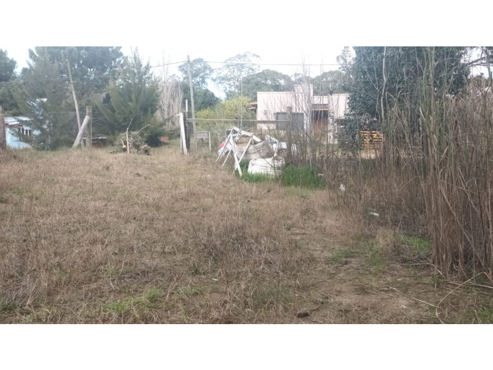 LOTE EN VALERIA DEL MAR A 4 CUADRAS DE CARILO - 2