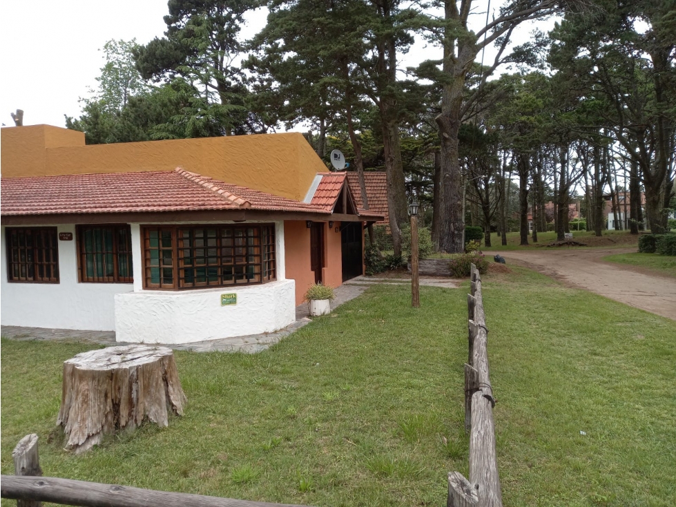 Casa con inmejorable ubicación en Valeria del Mar - 3