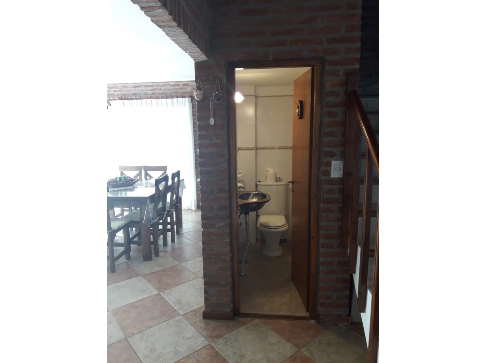 HERMOSA CASA EN CARILO (CON JACUZZI Y PISCINA) - 4
