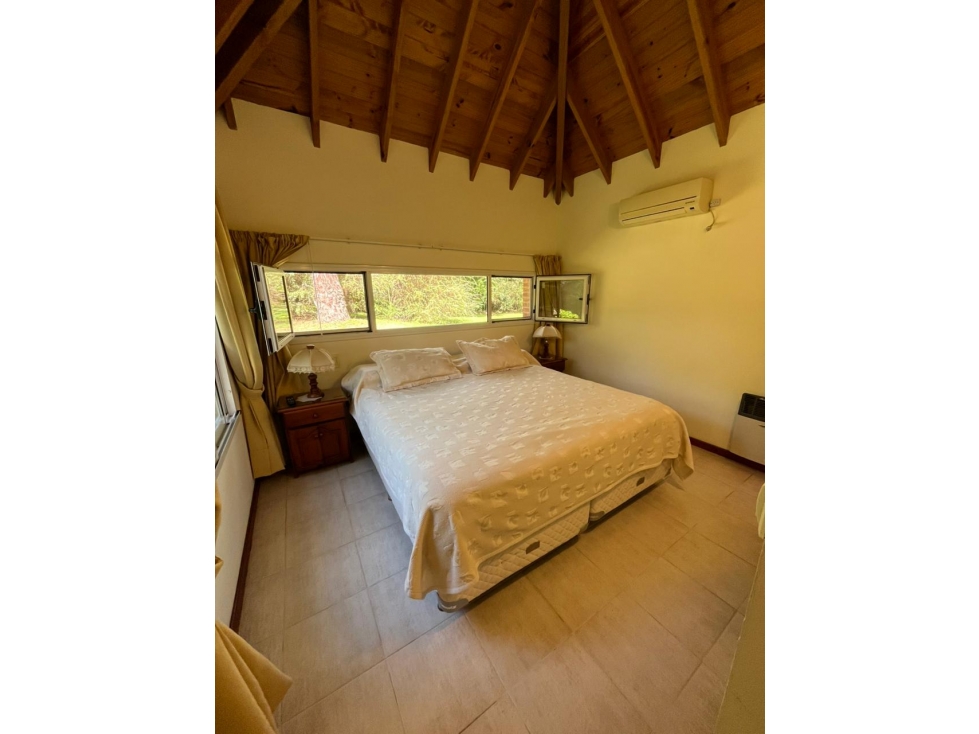 BONITA CASA EN CARILO - 6