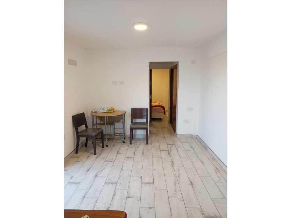 DEPARTAMENTO EN PLENO CENTRO DE PINAMAR (apto jovenes)