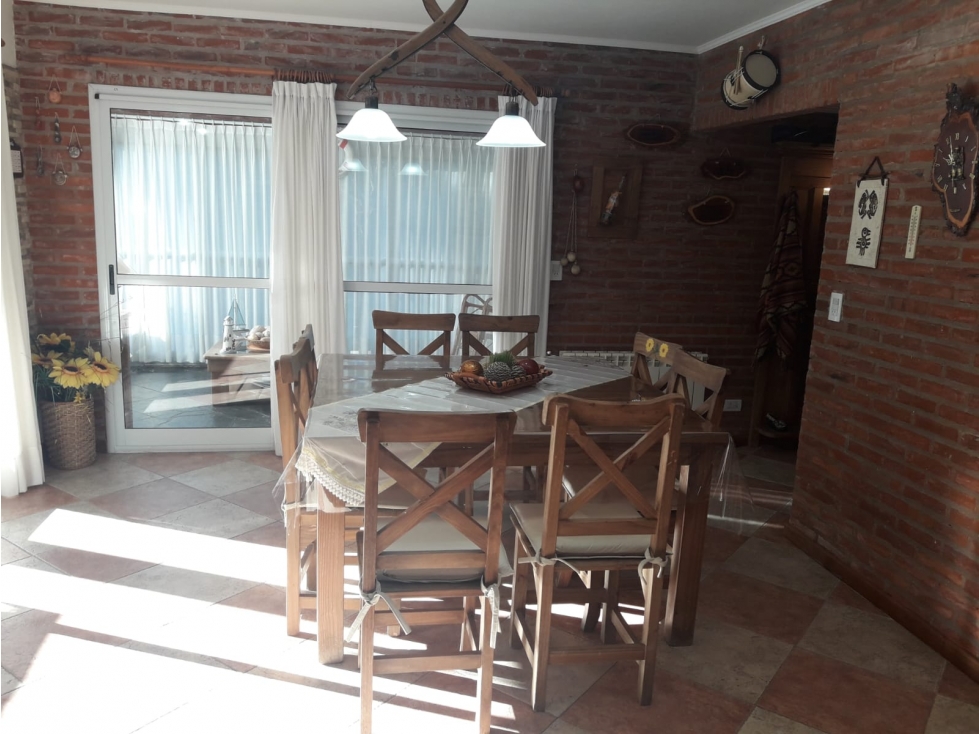 HERMOSA CASA EN CARILO (CON JACUZZI Y PISCINA) - 3