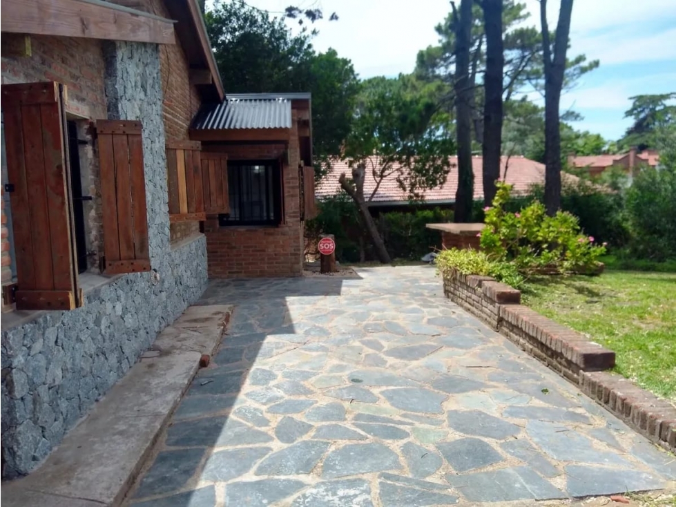 Cómoda y practica casa en excelente zona VALERIA DEL MAR (2DA FEBRERO) - 2
