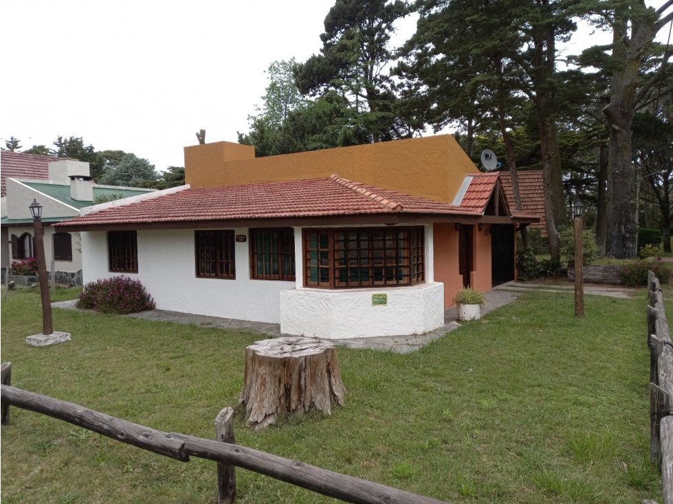 Casa con inmejorable ubicación en Valeria del Mar - 2