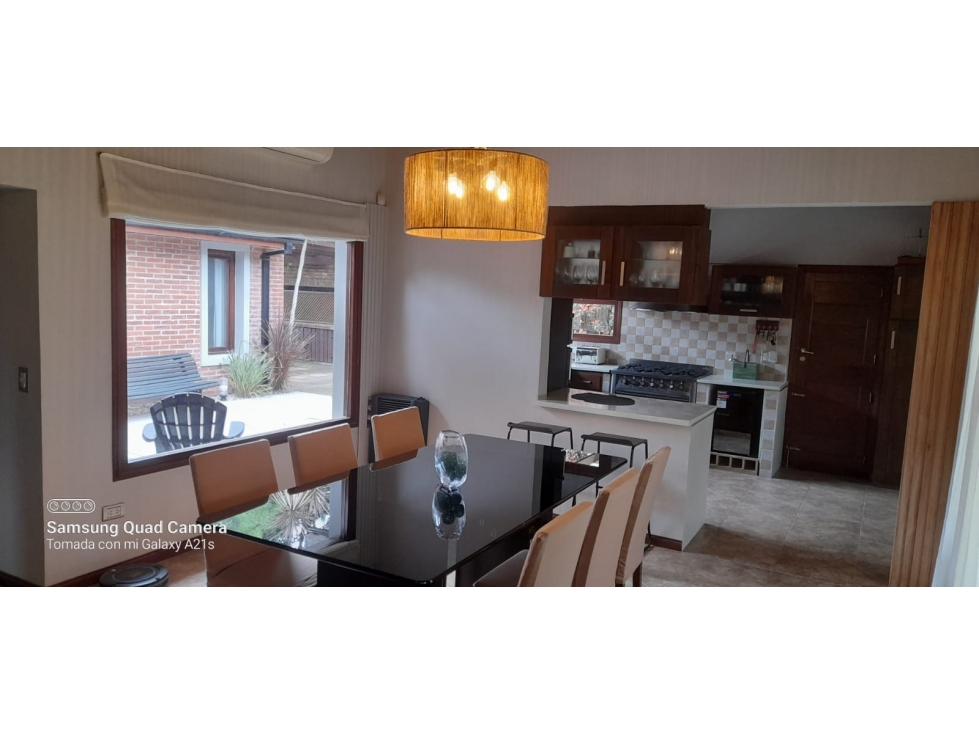 Hermosa casa en Pinamar con pileta climatizada - 2