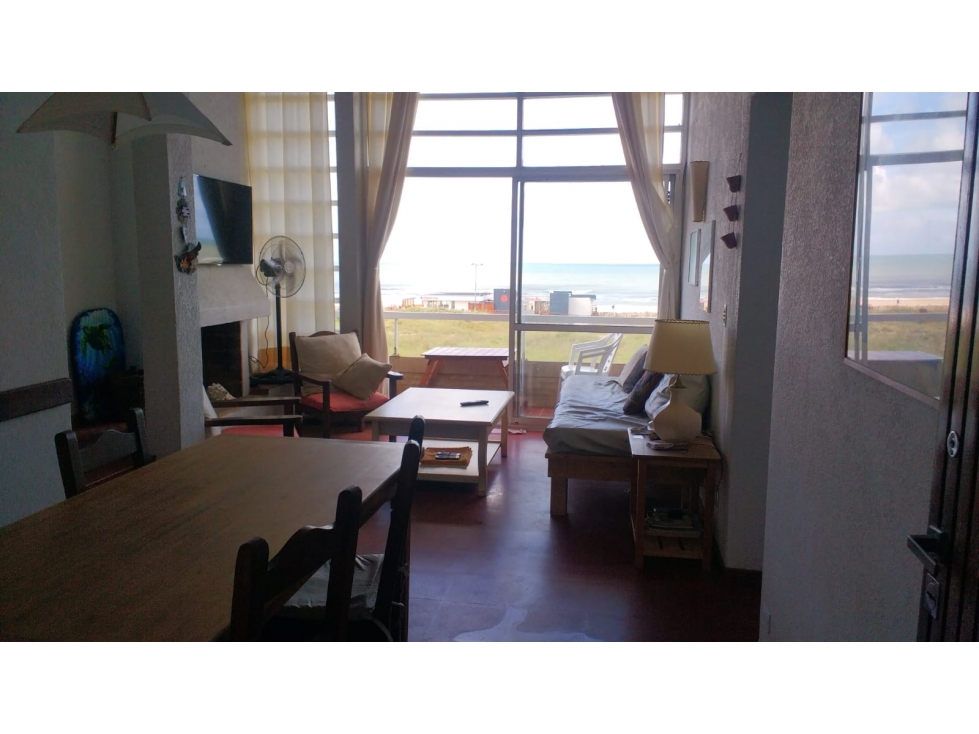 DEPARTAMENTO FRENTE AL MAR