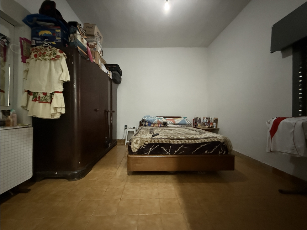 Urdaneta 17, entre Cristiania y Albarracín - Vivienda y local — foto 5