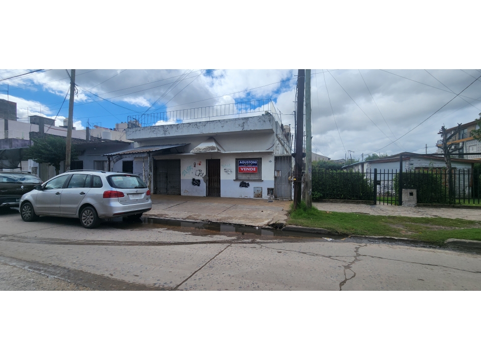 Avenida Luro 3786, entre Urdanerta y Virgenes - 1