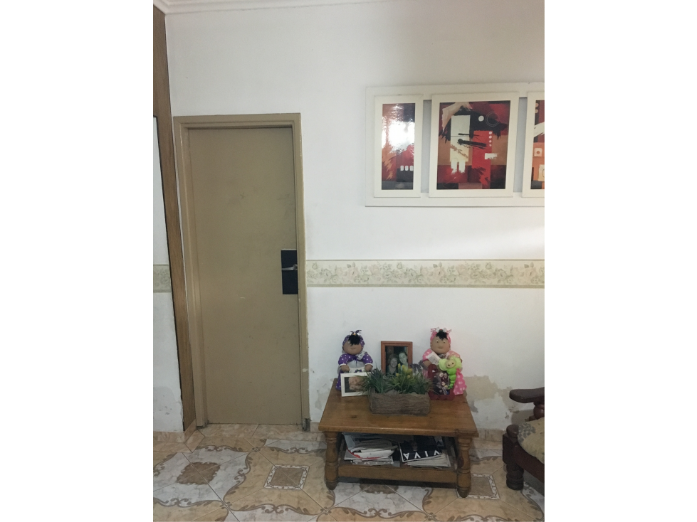 Azurduy 3486, entre Olivieri y Lavallol, Isidro Casanova — foto 5