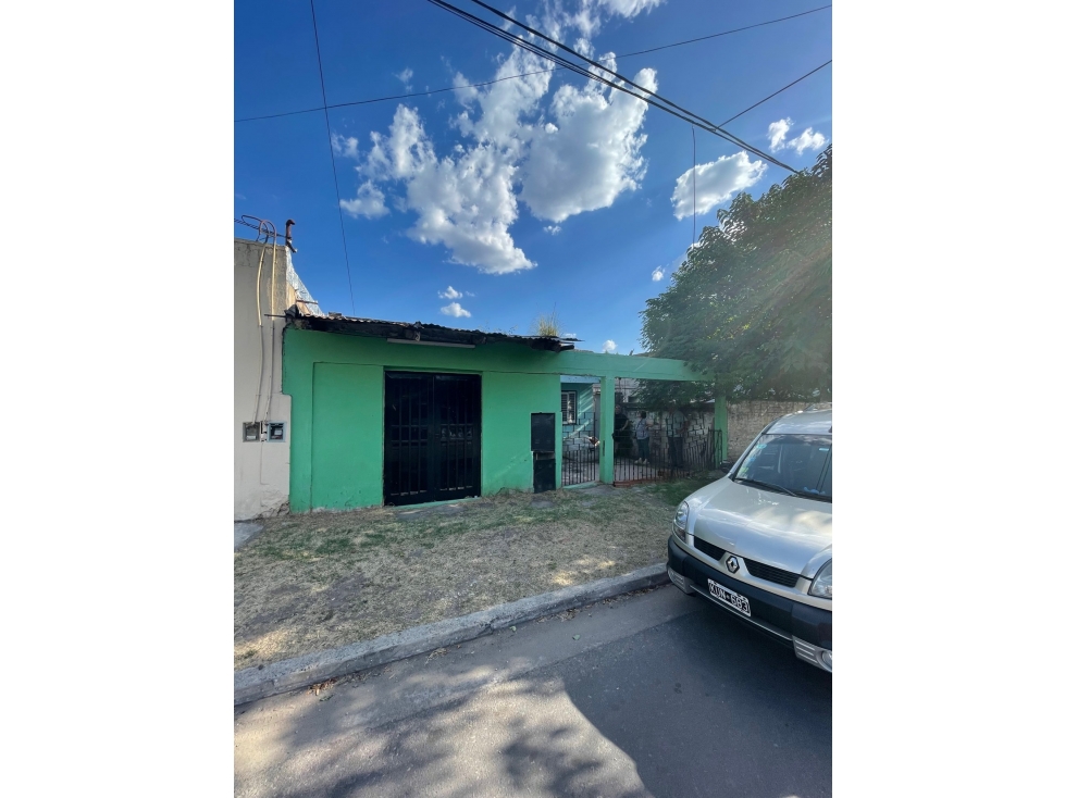 Timbó N° 76 entre Luján y Cristianía, Isidro Casanova, La Matanza - 1