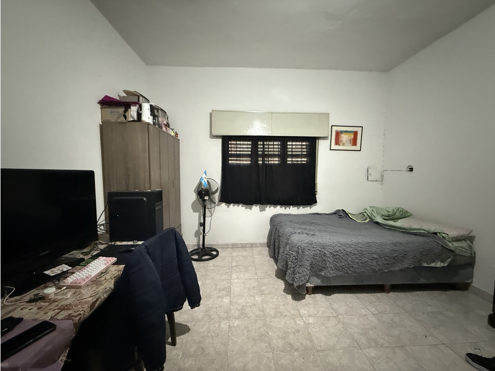 Urdaneta 17, entre Cristiania y Albarracín - Vivienda y local — foto 4