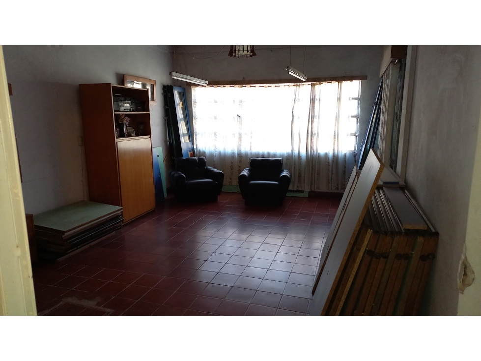 Avenida Luro 3786, entre Urdanerta y Virgenes - 4