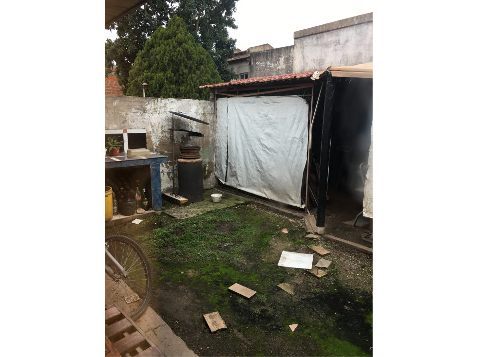 Azurduy 3486, entre Olivieri y Lavallol, Isidro Casanova — foto 4