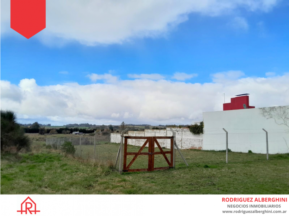 TERRENO (Calle 42 e/23 y 25) - 2