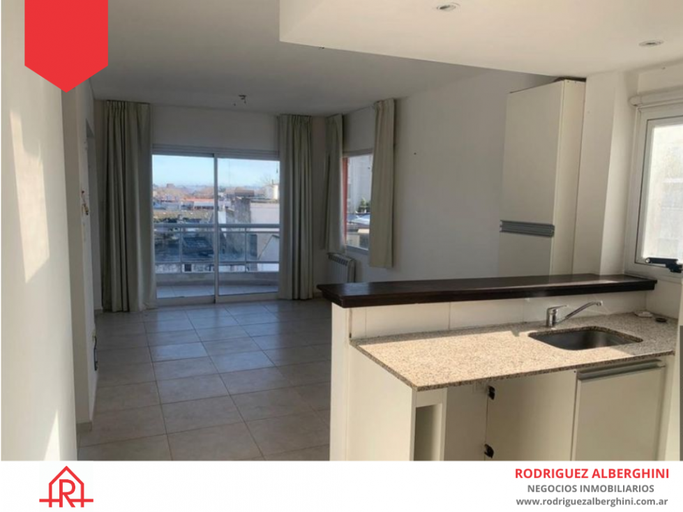 Departamento (Calle 20 e/13 y 15) - 2