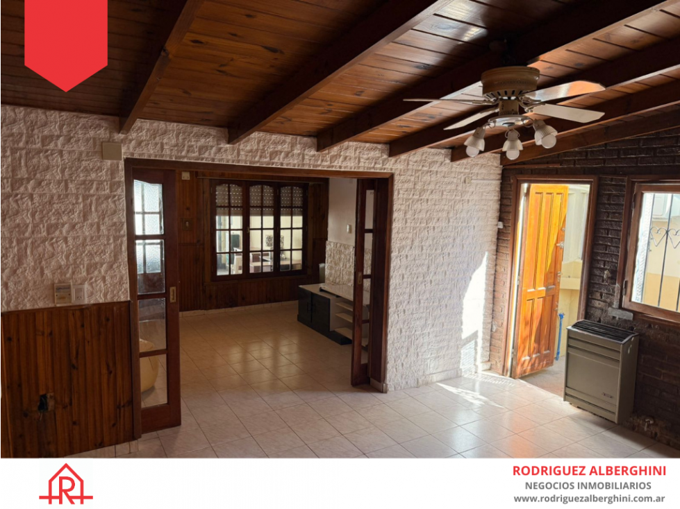 Casa en barrio PYM (Nº 65. Acceso por 34 e/23 y 25) — foto 5