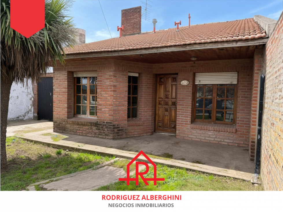 Casa en venta (Calle 37 e/ 18 y 20) - 1