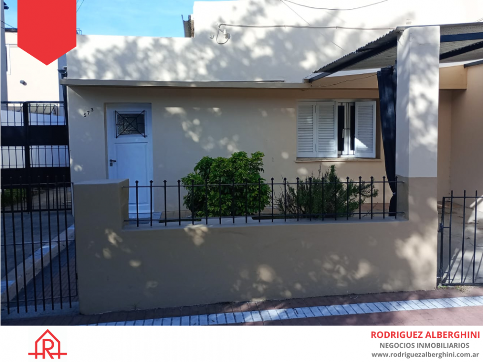 Casa en venta (Calle 29 e/ Av. Kelly y 16)
