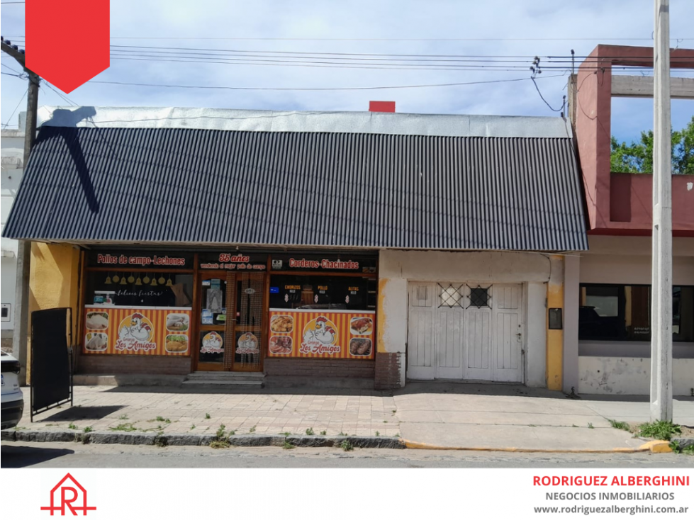 CASA CON LOCAL (Calle 15 e/18 y 20) - 1