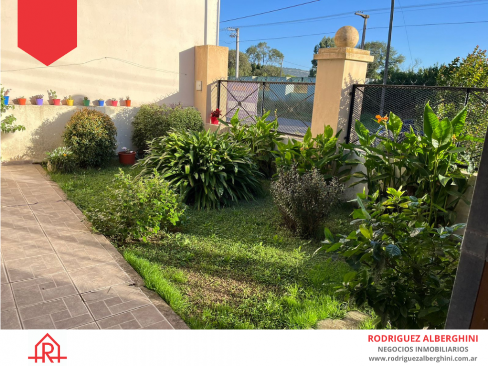 CASA (Calle 63 e/ 20 y 22) - 3