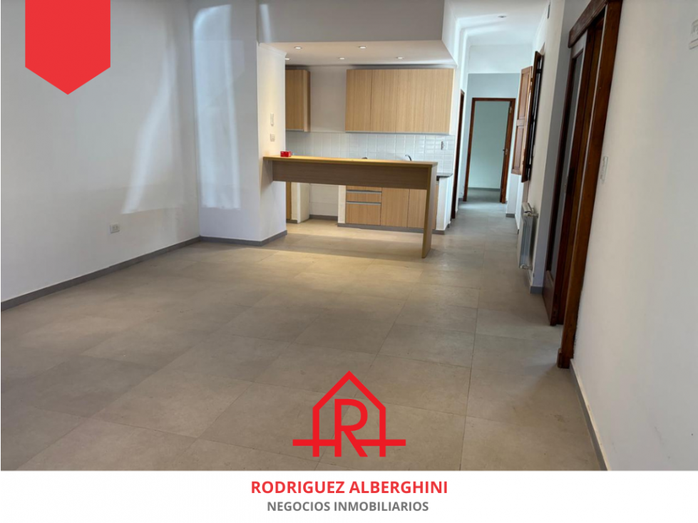 CASA EN VENTA (Calle 12 entre 13 y 15) - 6
