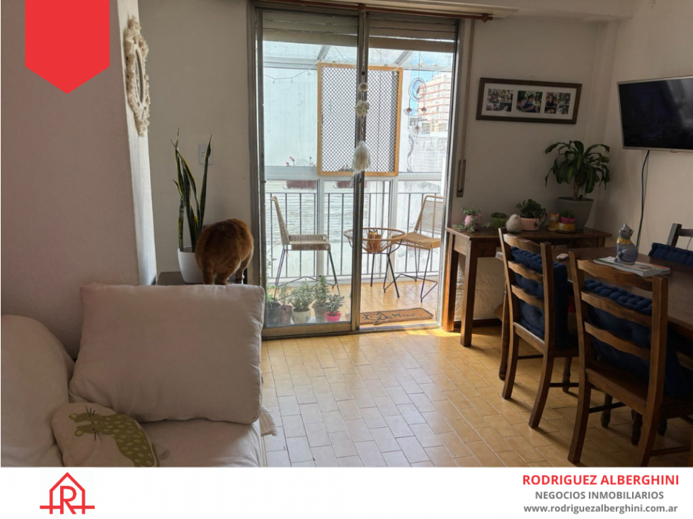 DEPARTAMENTO EN VENTA EN MDP (Calle Bolívar entre San Luis y Córdoba)