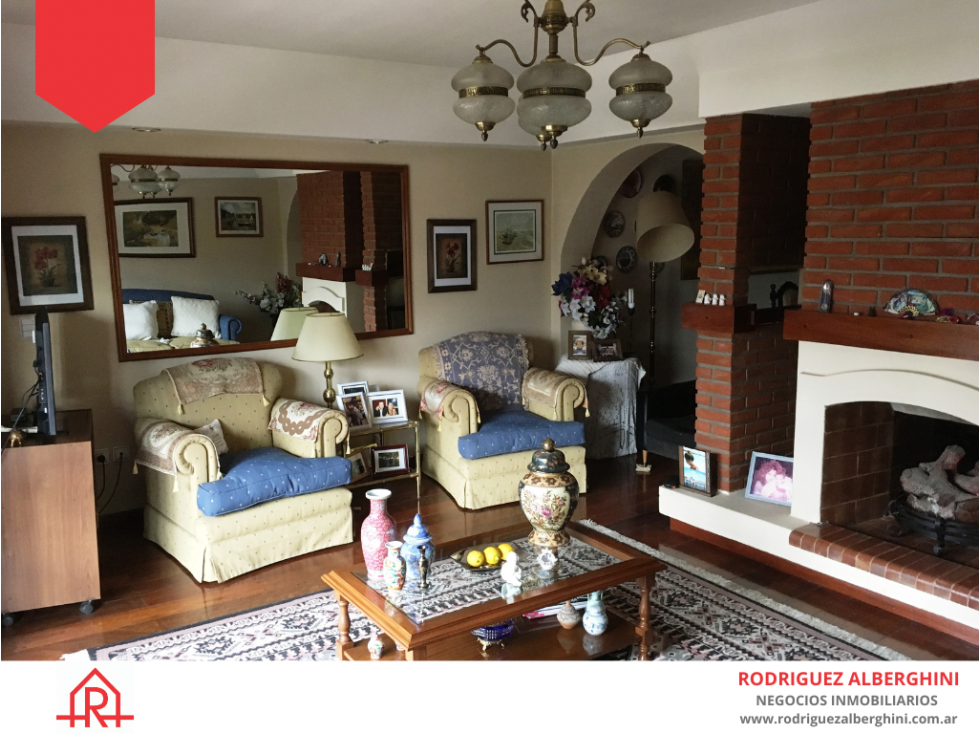 ¡Excelente casa en alto! (Calle Av. del Valle e/ 12 y 14) - 1