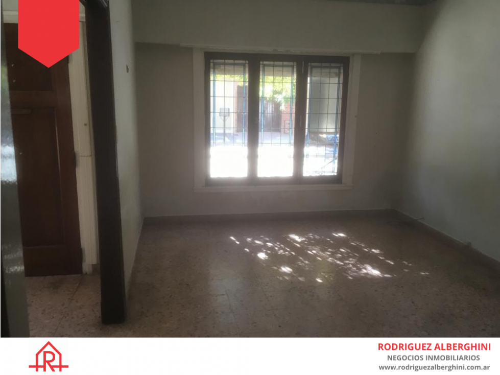 Casa a la venta! Ciudad de Balcarce (Calle 15 e/22 y 24) - 2