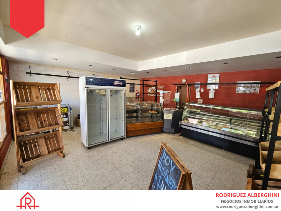 CASA CON LOCAL (Calle 15 e/18 y 20) - 2