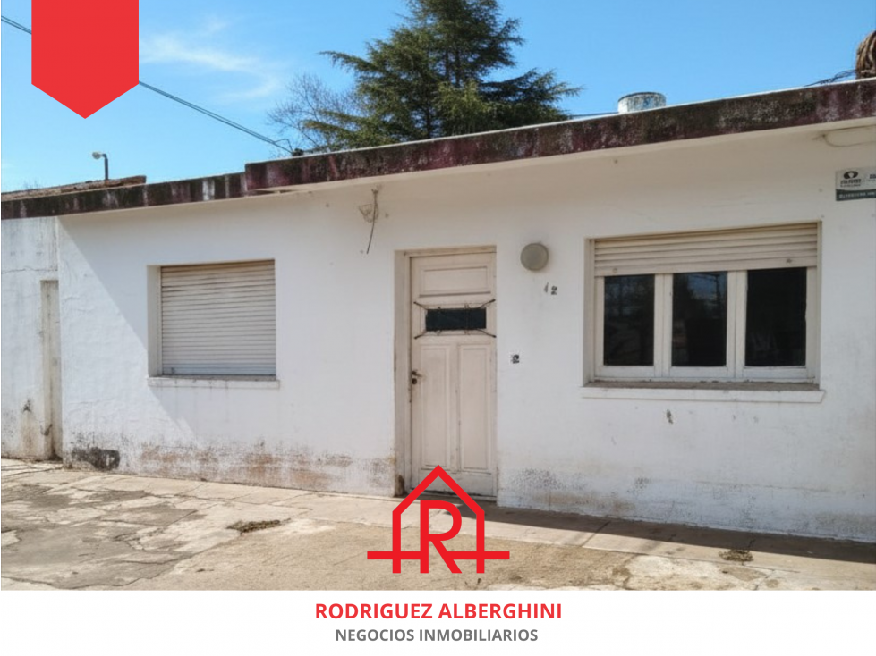 CASA EN VENTA (Calle 51 casi esq. 22 bis)