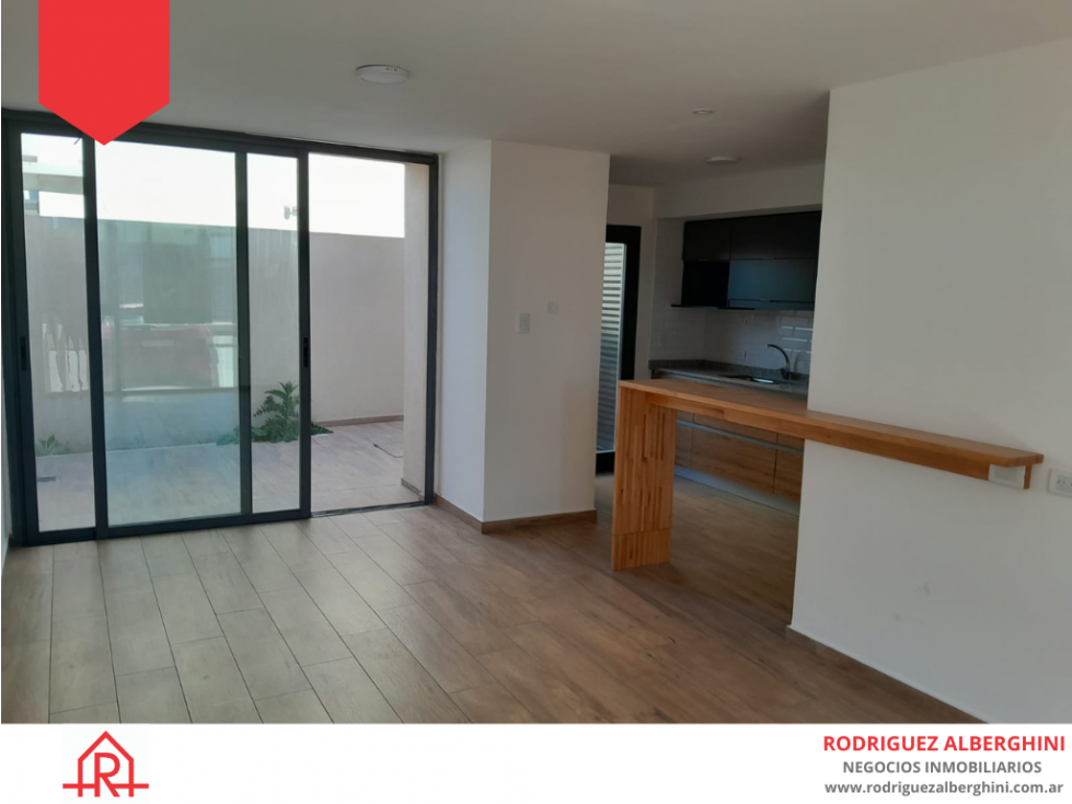 DUPLEX EN VENTA (Calle 32 e/ 43 y 45) - 4