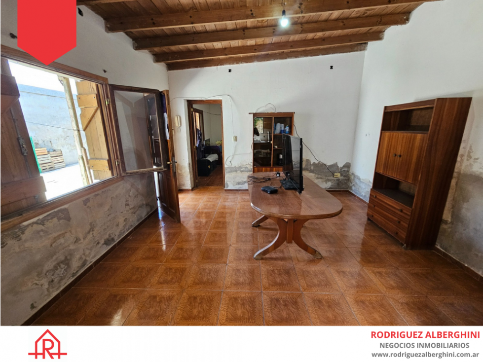 CASA CON LOCAL (Calle 15 e/18 y 20) - 6