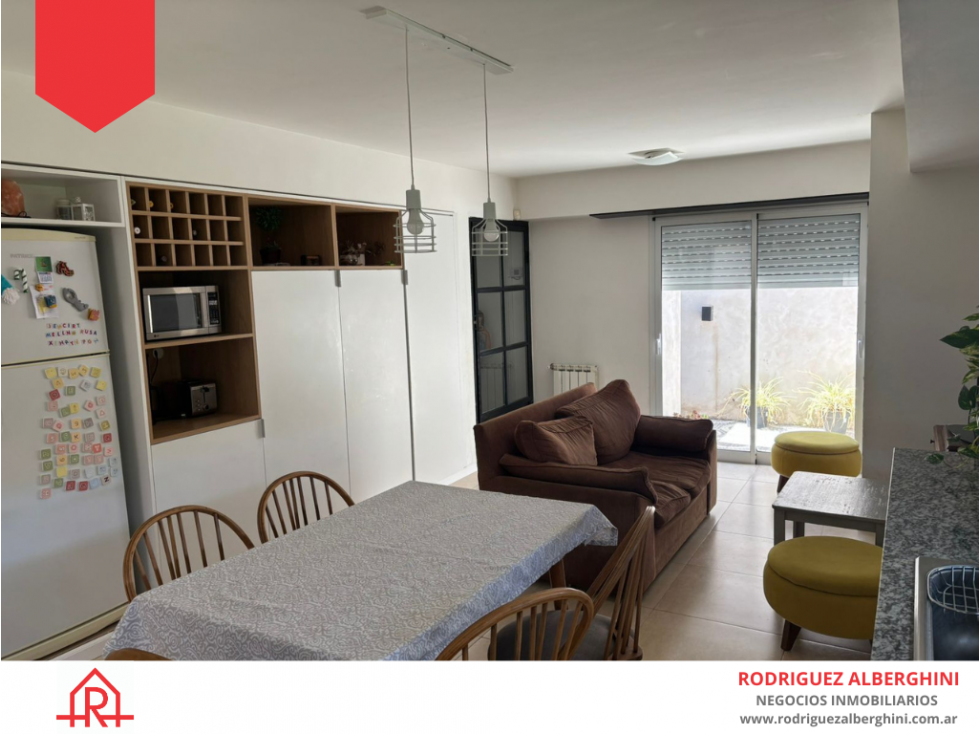 Casa en venta (Calle 51 e/24 y 26) - 2