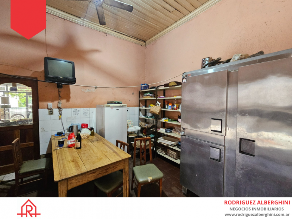 CASA CON LOCAL (Calle 15 e/18 y 20) - 4