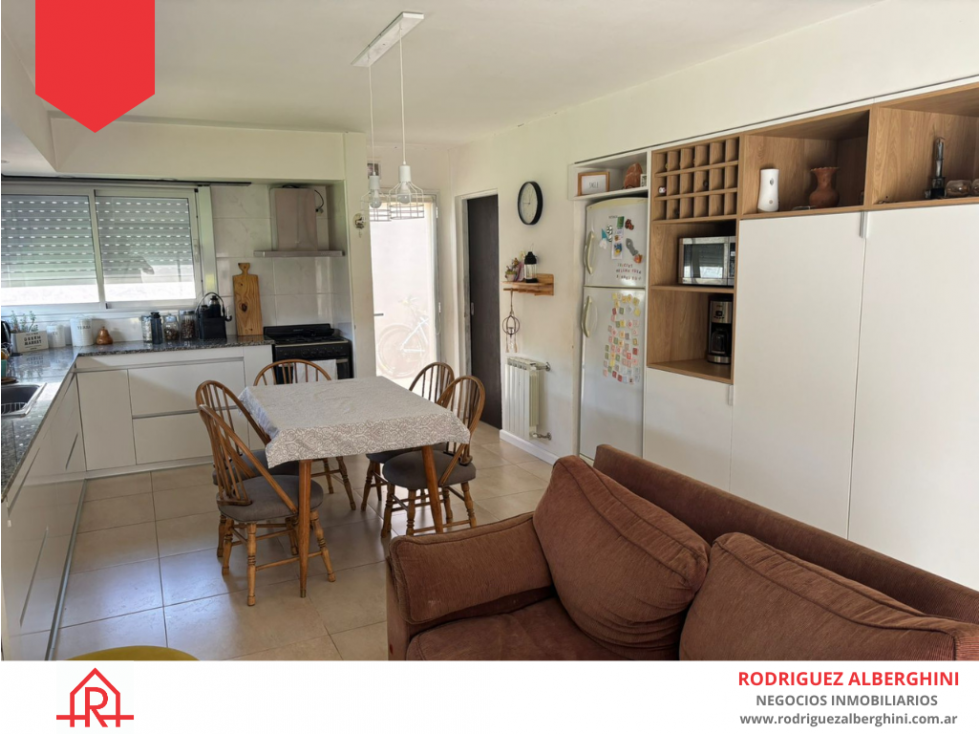 Casa en venta (Calle 51 e/24 y 26) - 4