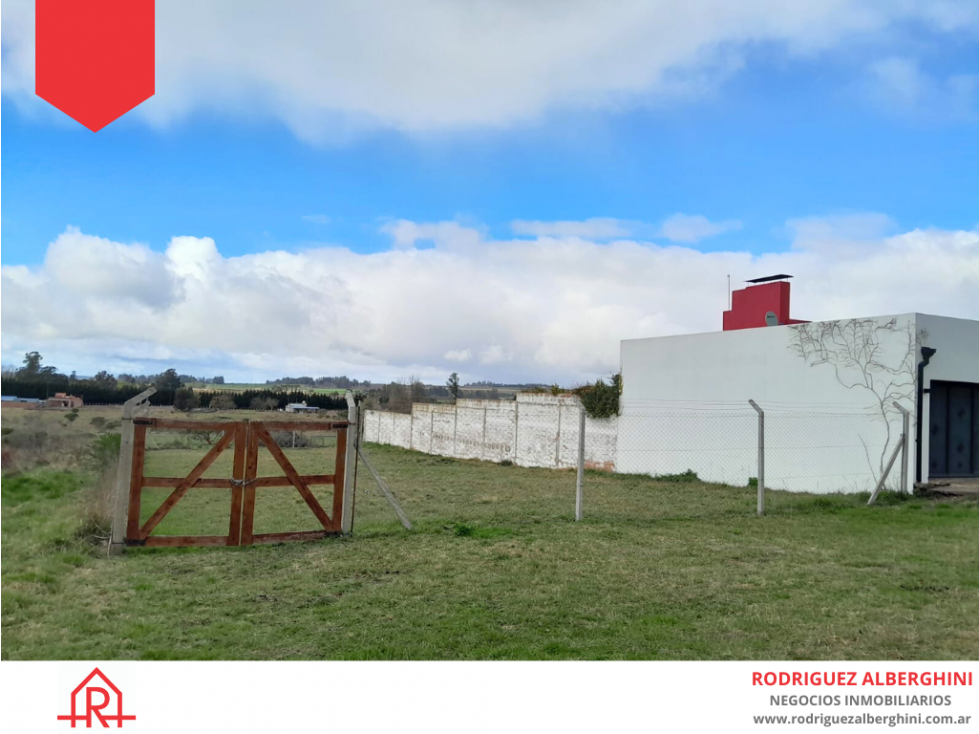 TERRENO (Calle 42 e/23 y 25) - 1