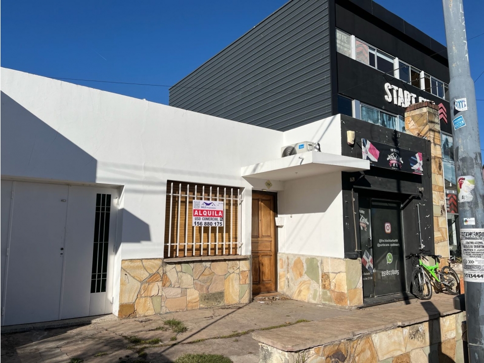 LOCAL OFICINA CONSULTORIOS C/COCHERA en BARRIO JARDIN - 1