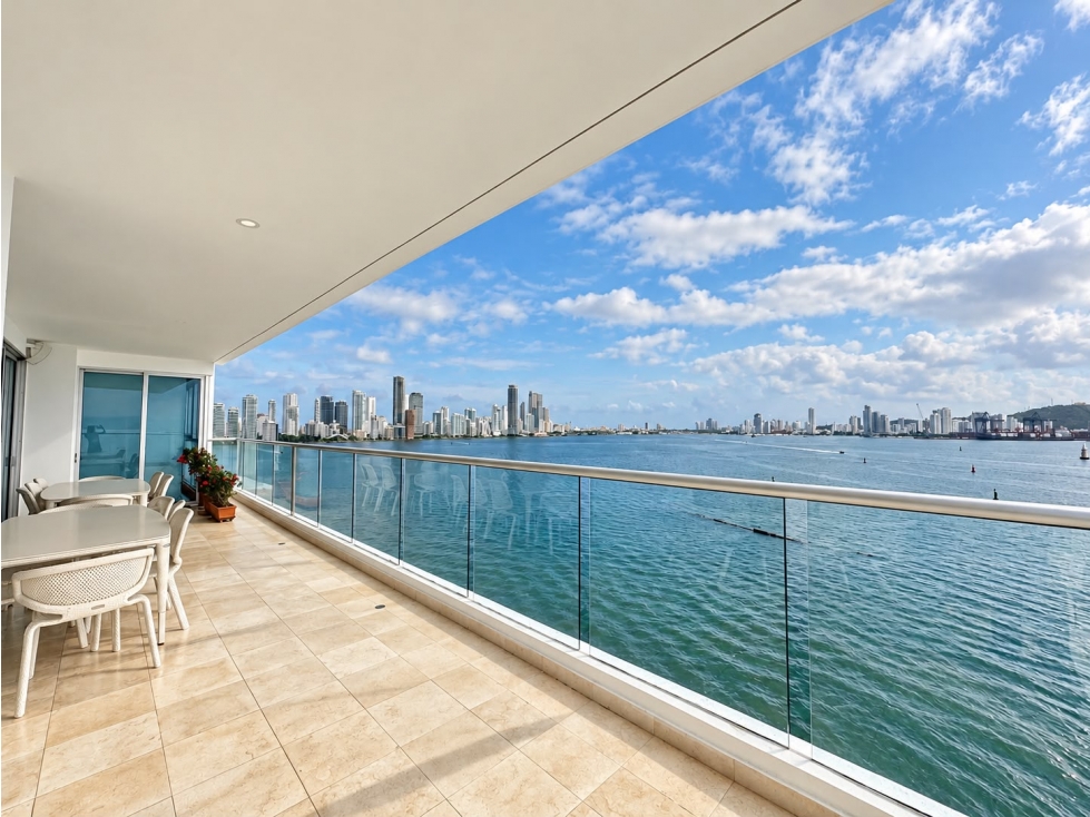 VENTA Apartamento en Castillogrande, Edificio Alejandría