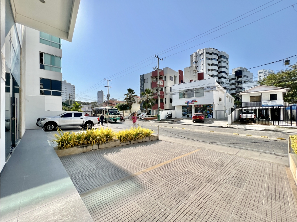 VENTA Edificio Comercial con Apartamento Dúplex en Manga — foto 6